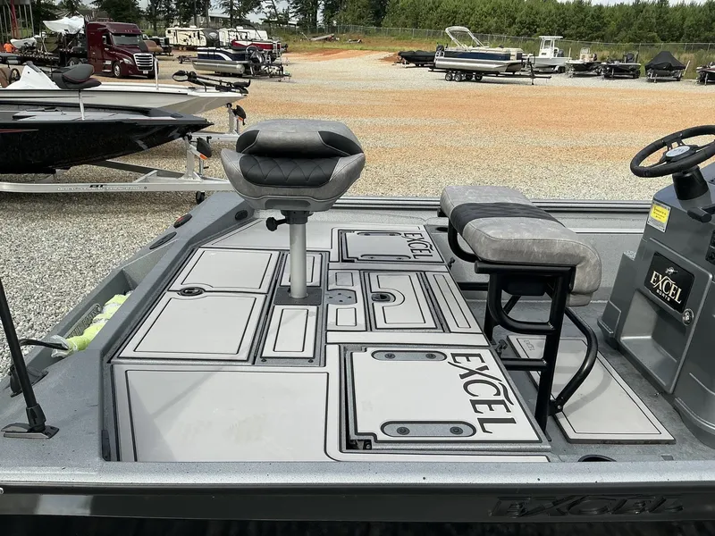 Slide: The Image of Excel 230 Bay Pro 2026 - 6