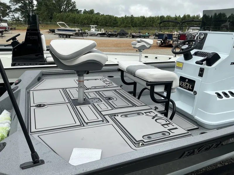 Slide: The Image of Excel 230 Bay Pro 2026 - 8