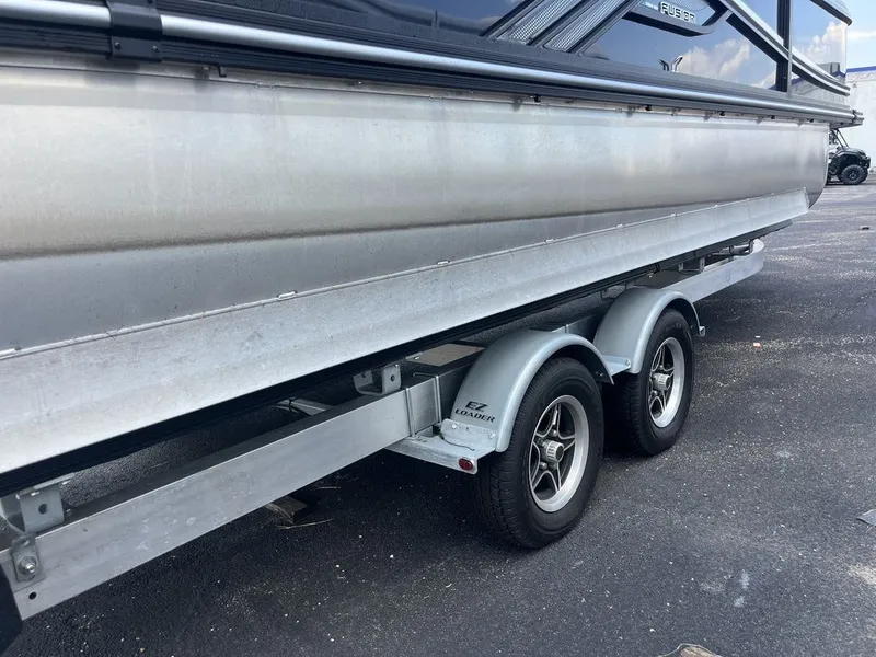 Slide: The Image of SunCatcher Fusion 324SS 2025 - 15