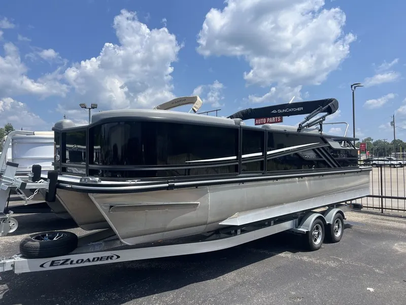 Slide: The Image of SunCatcher Fusion 324SS 2025 - 20