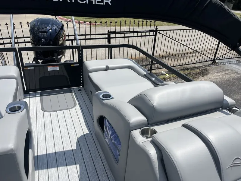 Slide: The Image of SunCatcher Fusion 324SS 2025 - 23