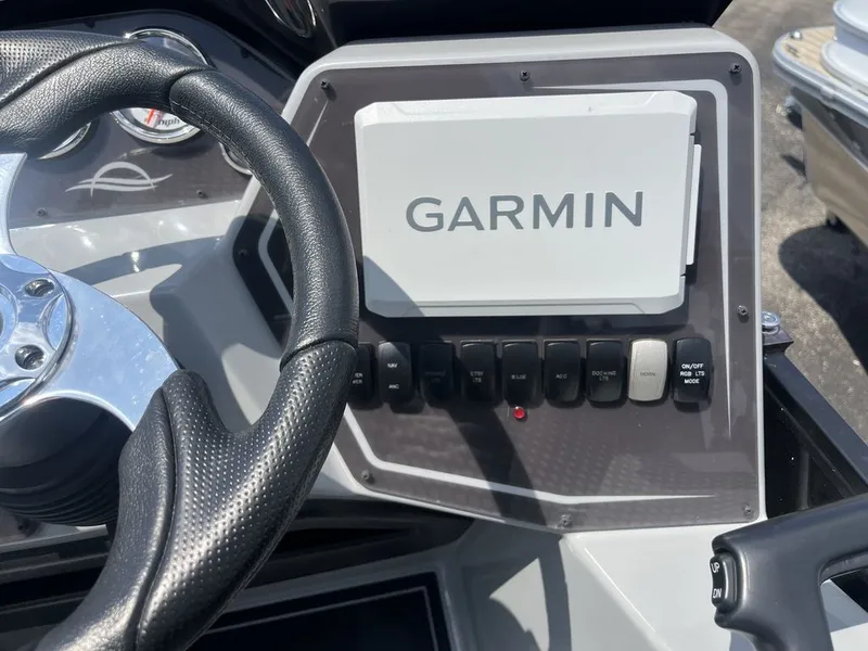 Slide: The Image of SunCatcher Fusion 324SS 2025 - 25