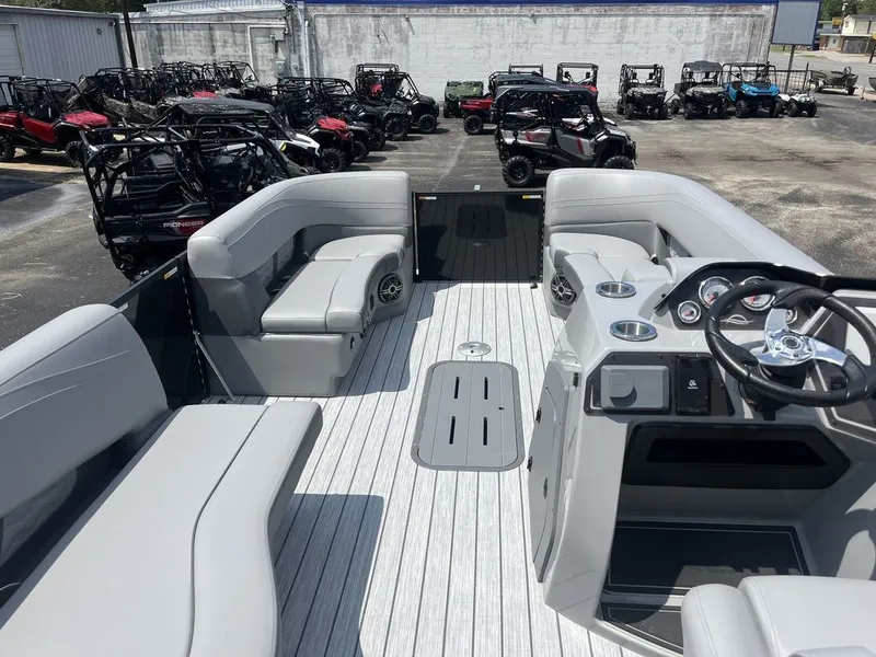 Slide: The Image of SunCatcher Fusion 324SS 2025 - 27