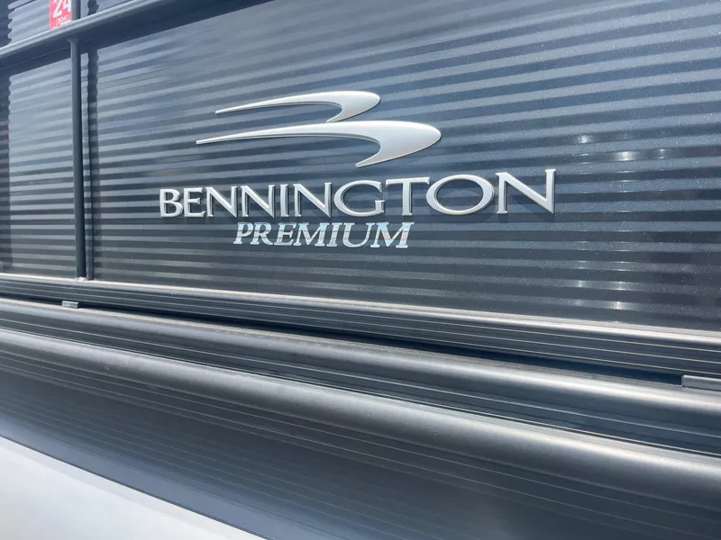 Slide: The Image of Bennington SX22 2021 - 12