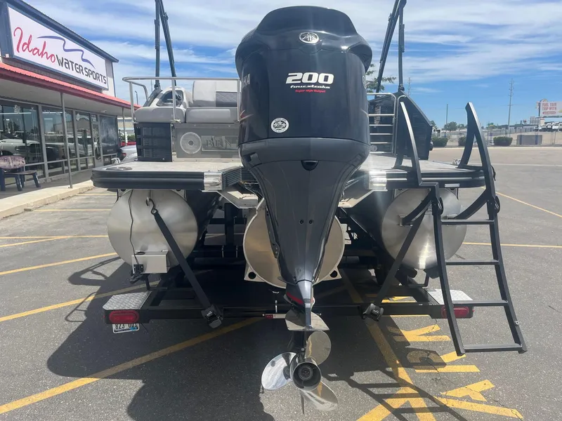 Slide: The Image of Bennington SX22 2021 - 5