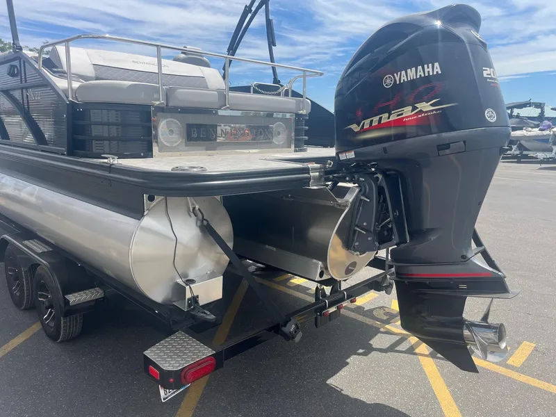 Slide: The Image of Bennington SX22 2021 - 6