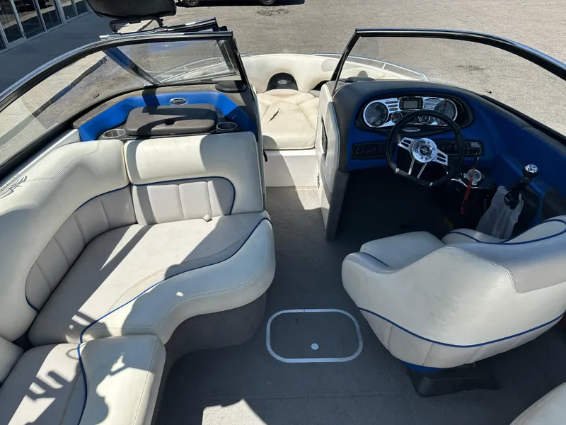 Slide: The Image of Malibu Wakesetter 23 LSV 2006 - 11