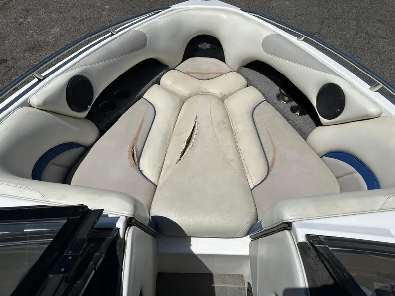 Slide: The Image of Malibu Wakesetter 23 LSV 2006 - 12