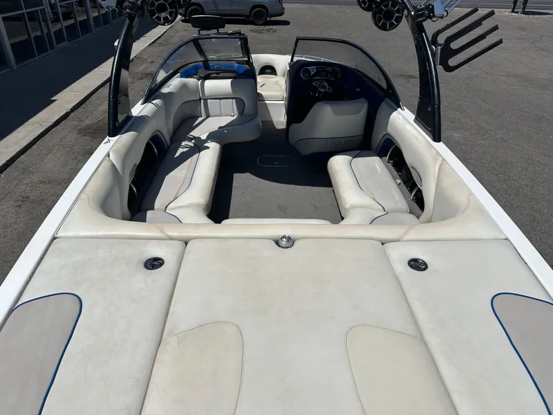 Slide: The Image of Malibu Wakesetter 23 LSV 2006 - 8