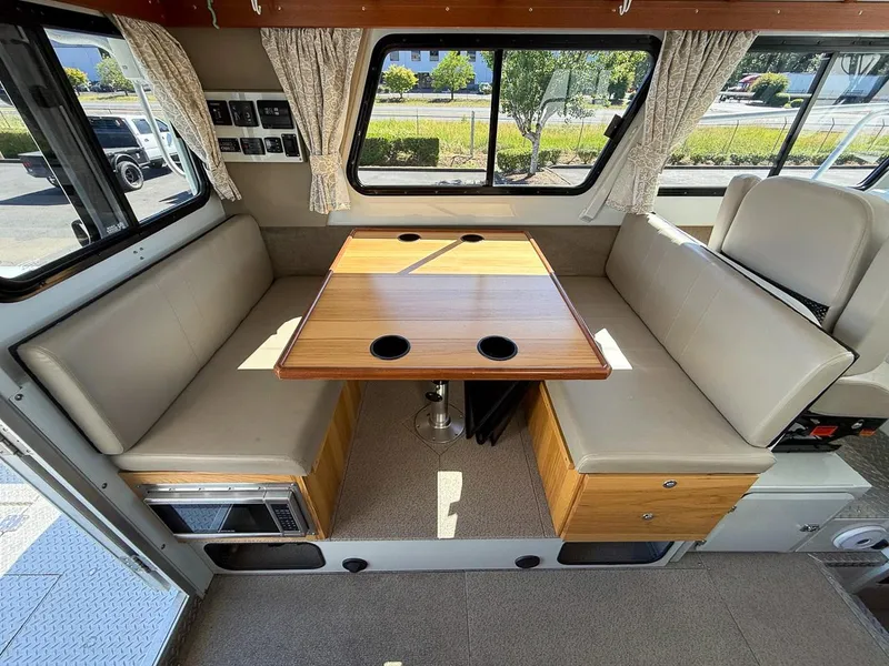 Slide: The Image of Hewescraft 290 Adventure 2019 - 14