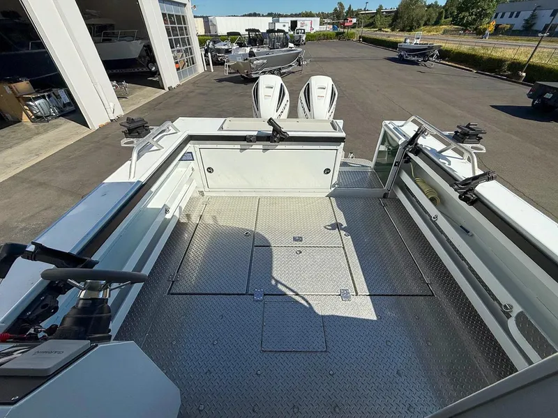 Slide: The Image of Hewescraft 290 Adventure 2019 - 17