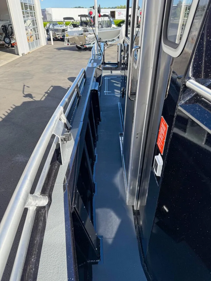 Slide: The Image of North River 3100 SXL WA 2026 - 11