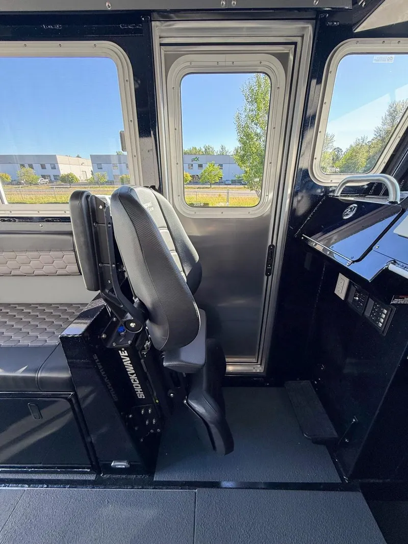 Slide: The Image of North River 3100 SXL WA 2026 - 15