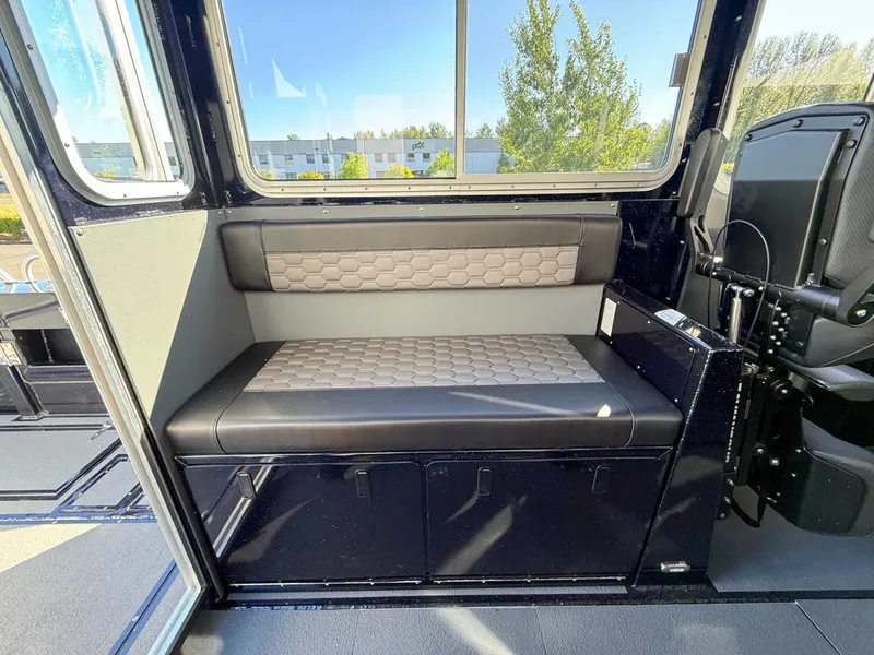 Slide: The Image of North River 3100 SXL WA 2026 - 18