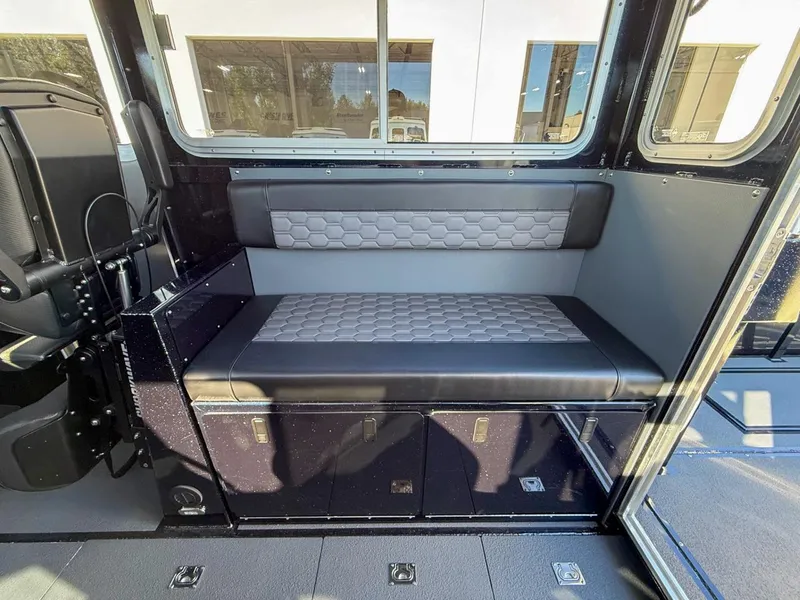 Slide: The Image of North River 3100 SXL WA 2026 - 19