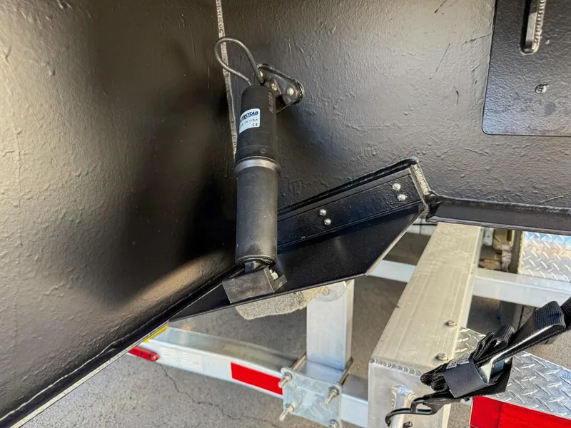 Slide: The Image of North River 3100 SXL WA 2026 - 27