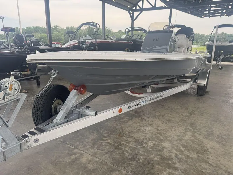 The Image of Blazer 675 Ultimate Bay 2026 - 0