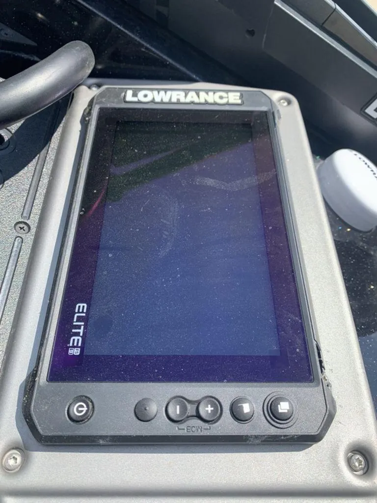 Slide: The Image of Ranger Z185 2021 - 9