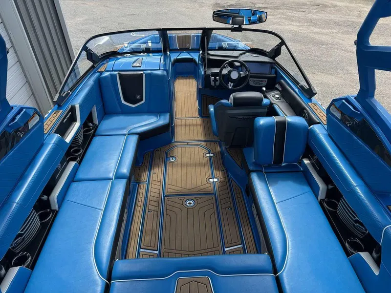 Slide: The Image of Nautique Super Air Nautique G23 2019 - 12