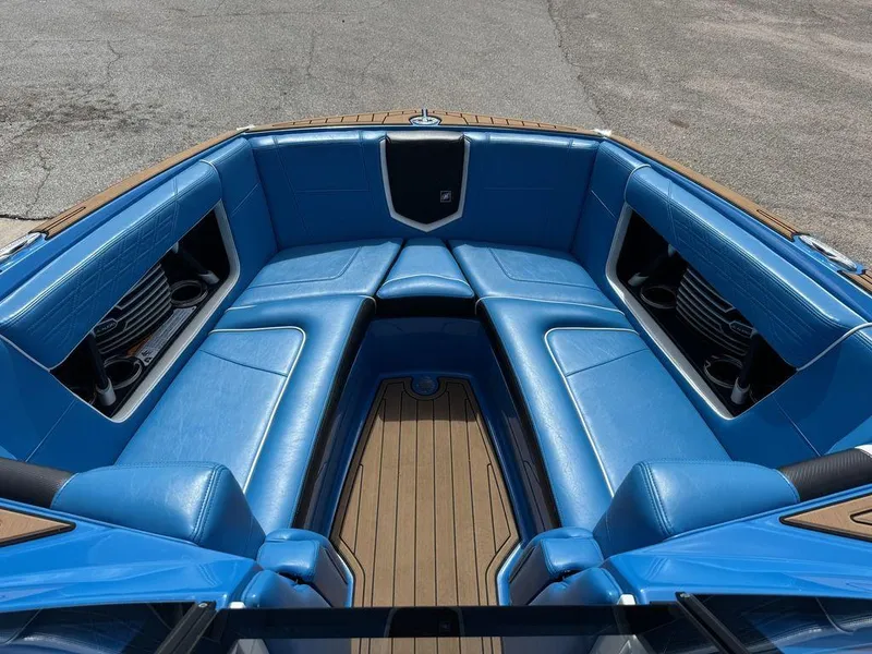 Slide: The Image of Nautique Super Air Nautique G23 2019 - 4