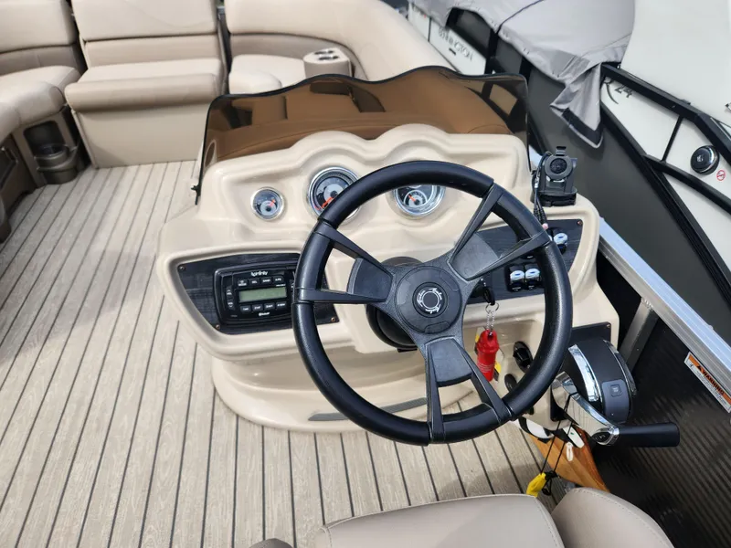 Slide: The Image of Avalon LSZ 2685 GL 2019 - 10