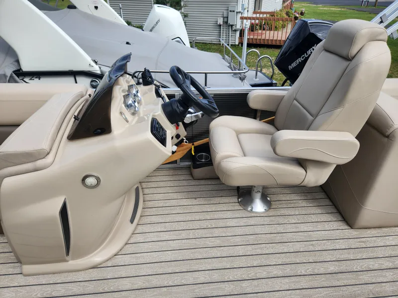 Slide: The Image of Avalon LSZ 2685 GL 2019 - 9