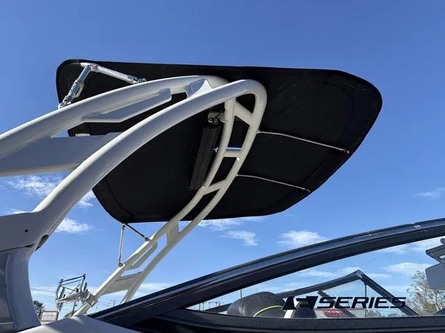 Slide: The Image of Yamaha 212XE 2021 - 18