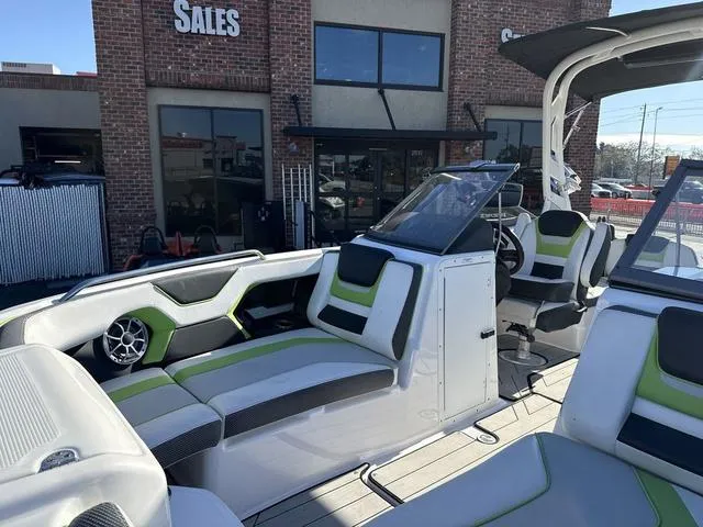 Slide: The Image of Yamaha 212XE 2021 - 7