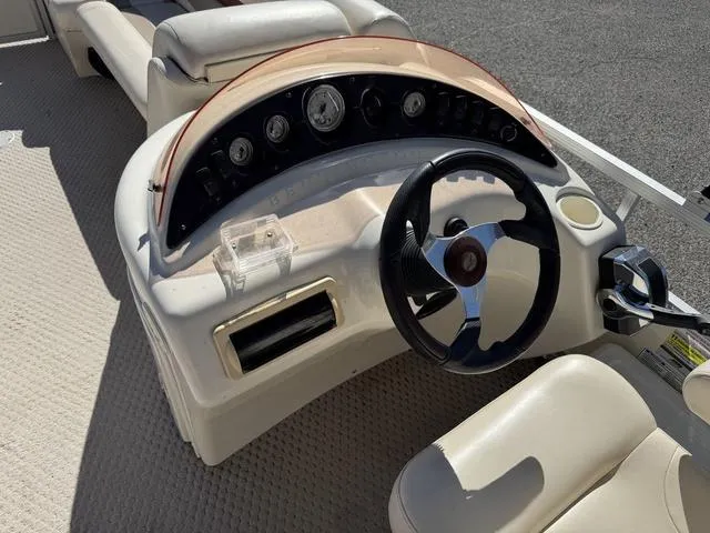 Slide: The Image of Bennington 2275 GL 2007 - 27