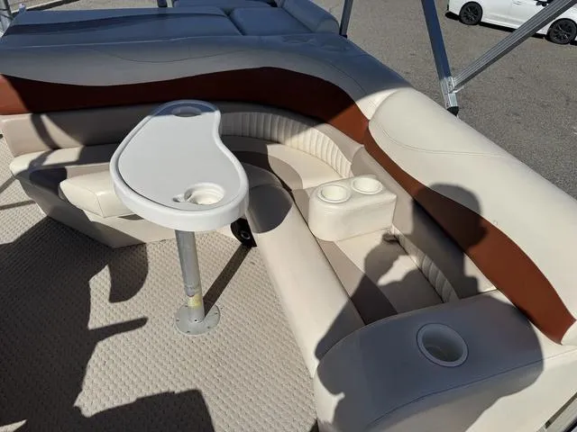 Slide: The Image of Bennington 2275 GL 2007 - 49