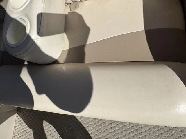 Slide: The Image of Bennington 2275 GL 2007 - 56