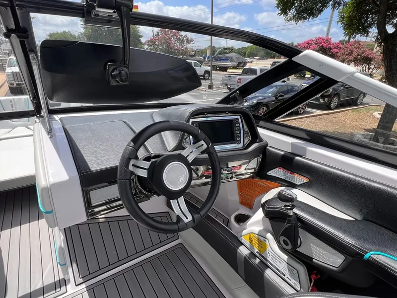 Slide: The Image of Nautique G25 2014 - 21