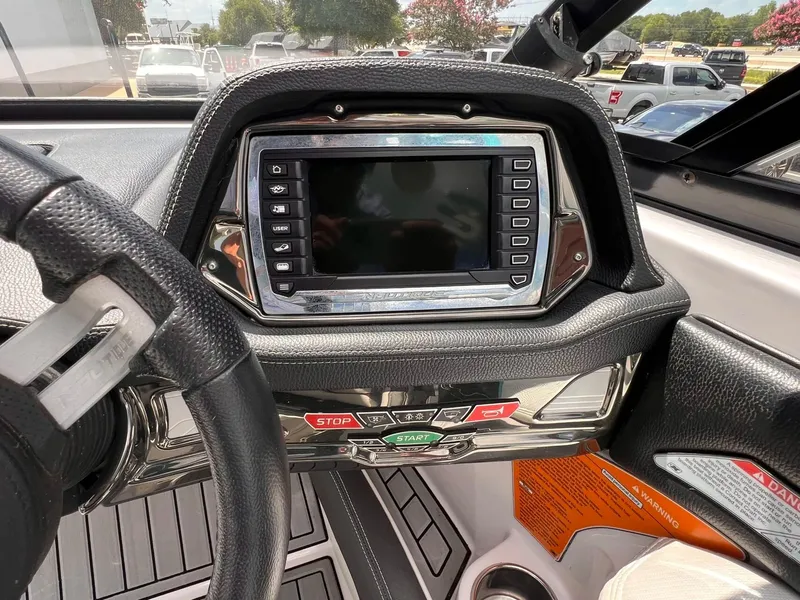 Slide: The Image of Nautique G25 2014 - 23