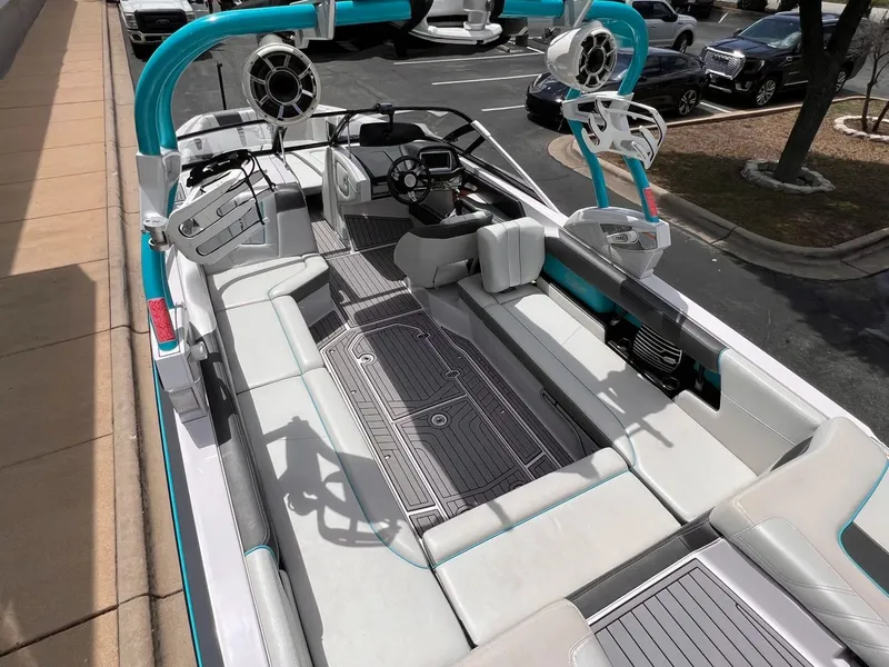 Slide: The Image of Nautique G25 2014 - 30