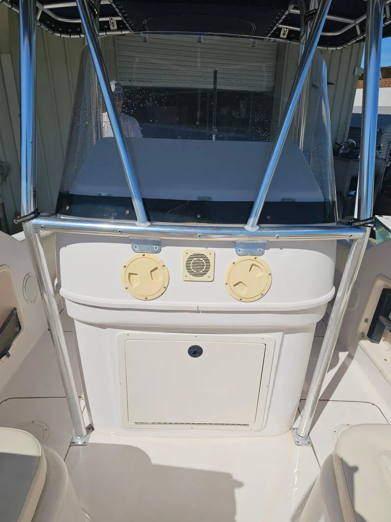 Slide: The Image of Grady-White X-26 Tiger Cat 1999 - 16