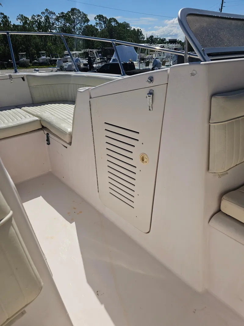 Slide: The Image of Grady-White X-26 Tiger Cat 1999 - 17