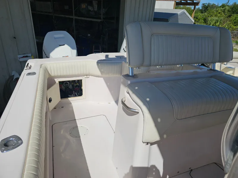 Slide: The Image of Grady-White X-26 Tiger Cat 1999 - 31