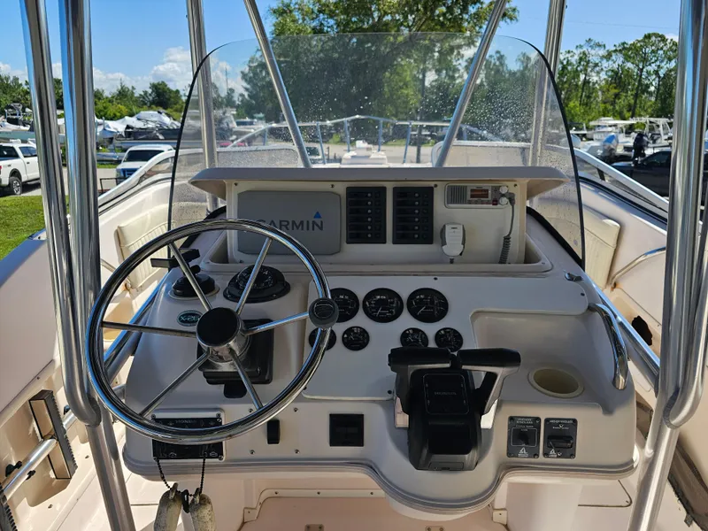 Slide: The Image of Grady-White X-26 Tiger Cat 1999 - 5