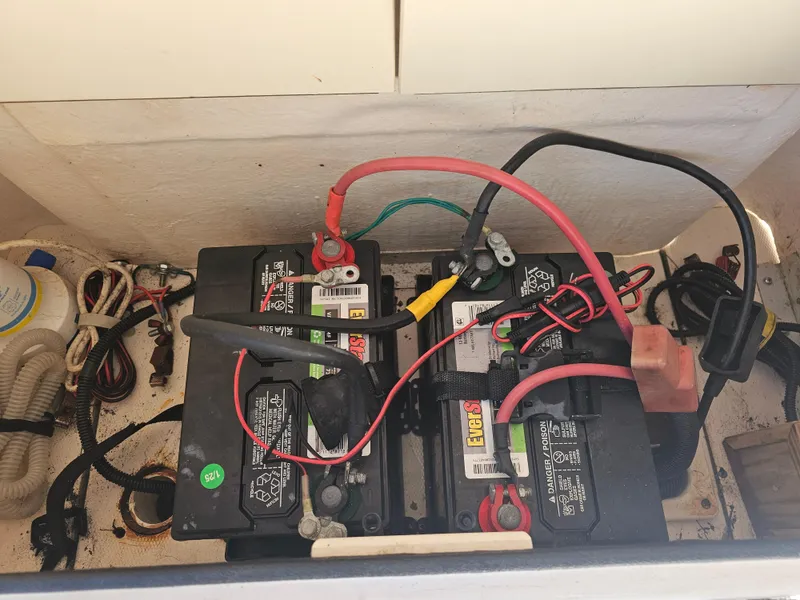 Slide: The Image of Grady-White X-26 Tiger Cat 1999 - 53