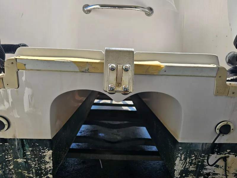 Slide: The Image of Grady-White X-26 Tiger Cat 1999 - 64