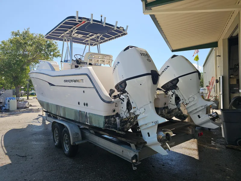 Slide: The Image of Grady-White X-26 Tiger Cat 1999 - 68