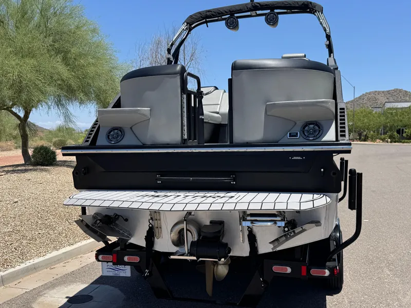 Slide: The Image of Montara 23CW Surf Boss 2.0 2024 - 2