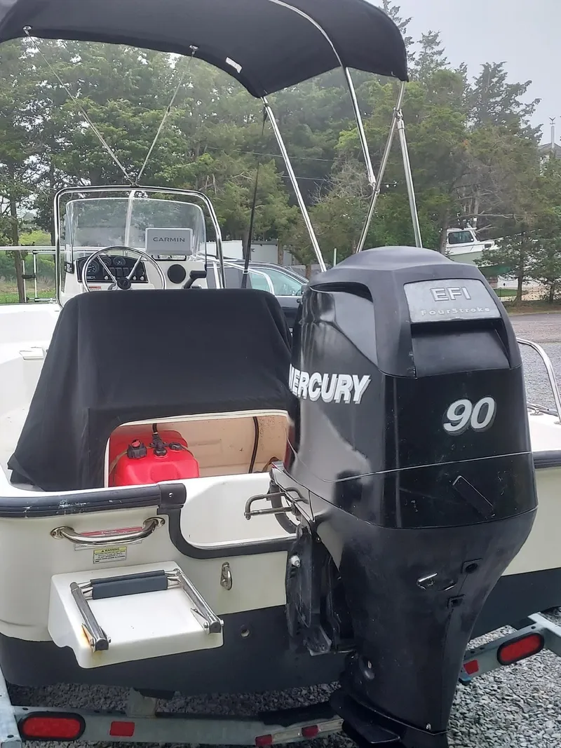 Slide: The Image of Boston Whaler 170 Montauk 2011 - 6