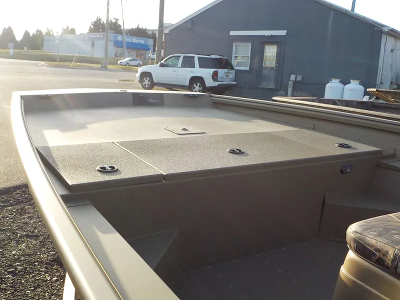 Slide: The Image of 2025 G3 Gator Tough 18 CC boat deck in urban setting. - 5