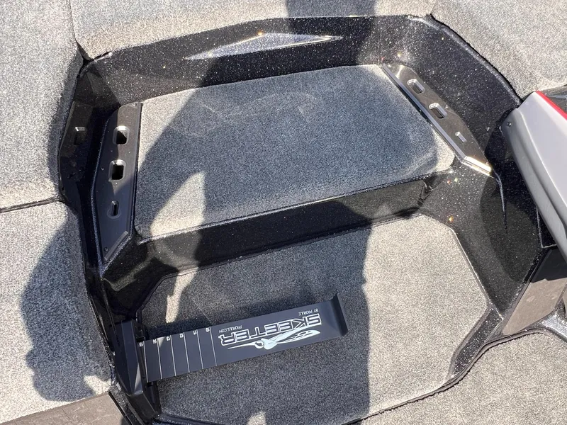 Slide: The Image of Skeeter ZXE21 2026 - 18