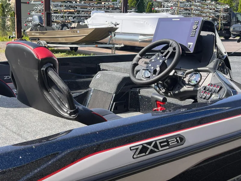 Slide: The Image of Skeeter ZXE21 2026 - 21