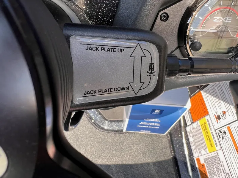 Slide: The Image of Skeeter ZXE21 2026 - 24