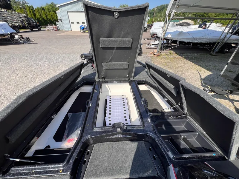 Slide: The Image of Skeeter ZXE21 2026 - 44