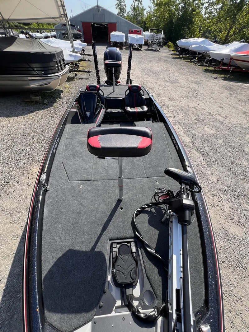 実践　newtext 2026 Skeeter ZXE21 | Pete Jorgensen Marine