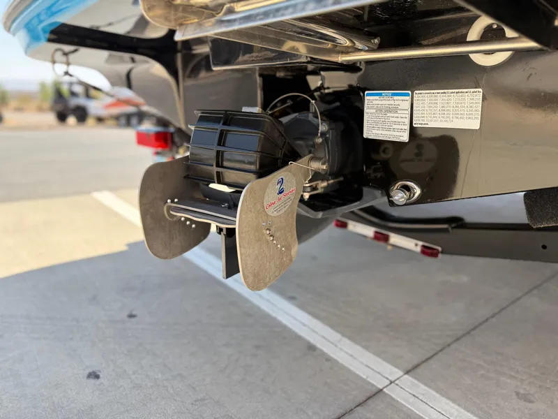 Slide: The Image of Close-up of 2021 Yamaha AR195 boat's propulsion system and rudder on a trailer. - 8